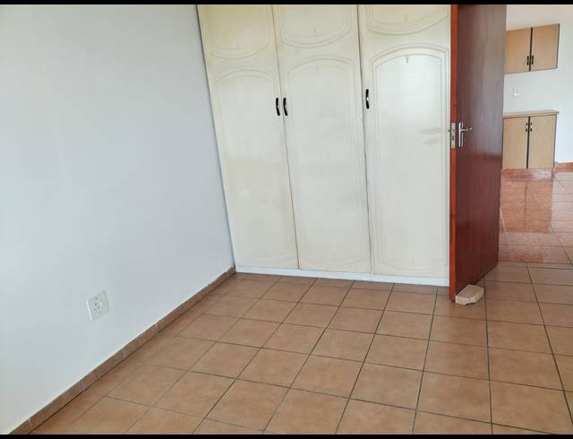 2 BEDROOM HOUSE TO LET IN RESERVOIR HILLS